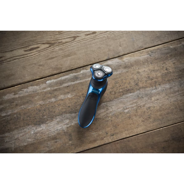 Kép 4/5 - Remington XR1470 HyperFlex Aqua Plus körkéses borotva